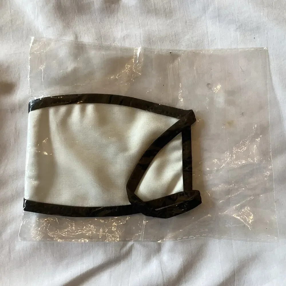 White Face Mask